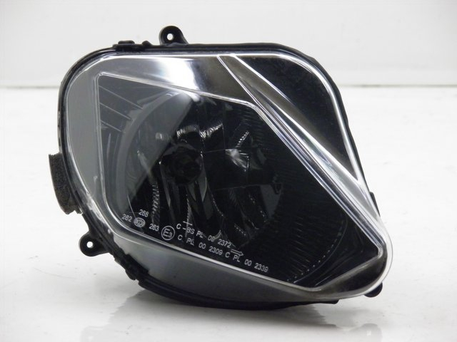photo de VOORKOPLAMP DERBI GP MAX 250 (2006 - 2008) - Detail van het onderdeel
