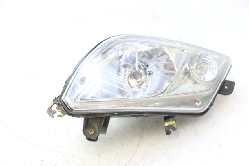 photo de RECHTS VOORKOPLAMP PEUGEOT CITYSTAR 2T 50 (2018 - 2021) - Detail van het onderdeel