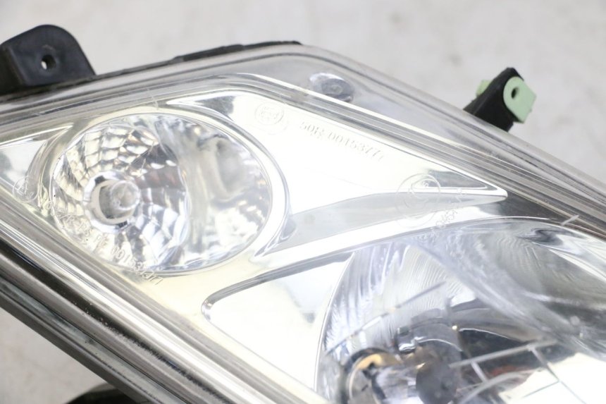 photo de RECHTS VOORKOPLAMP PEUGEOT CITYSTAR 50 (2013 - 2017) - Detailaanzicht