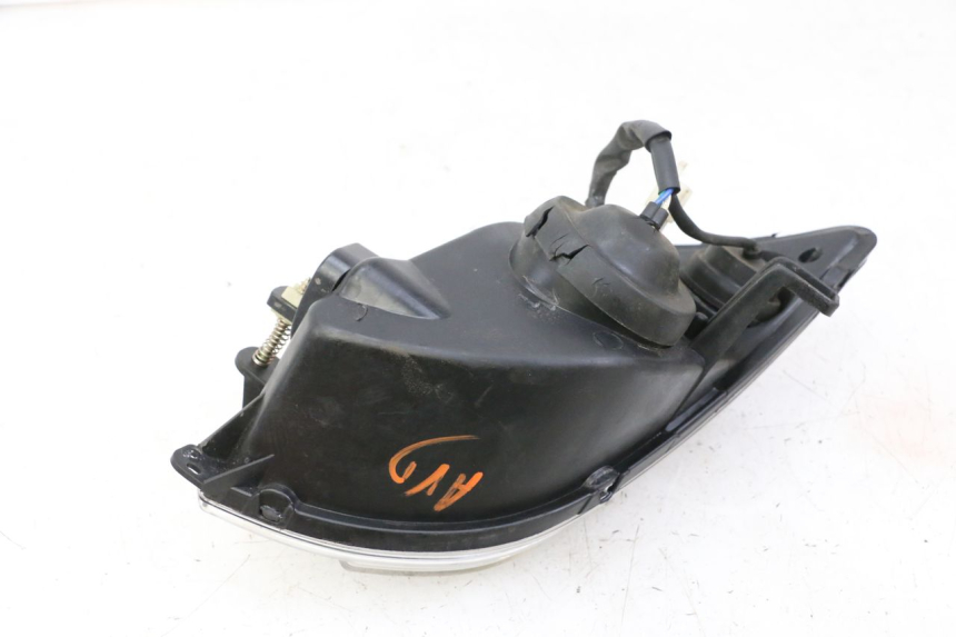 photo de RECHTS VOORKOPLAMP PEUGEOT CITYSTAR 50 (2013 - 2017) - Bevestigingspunten