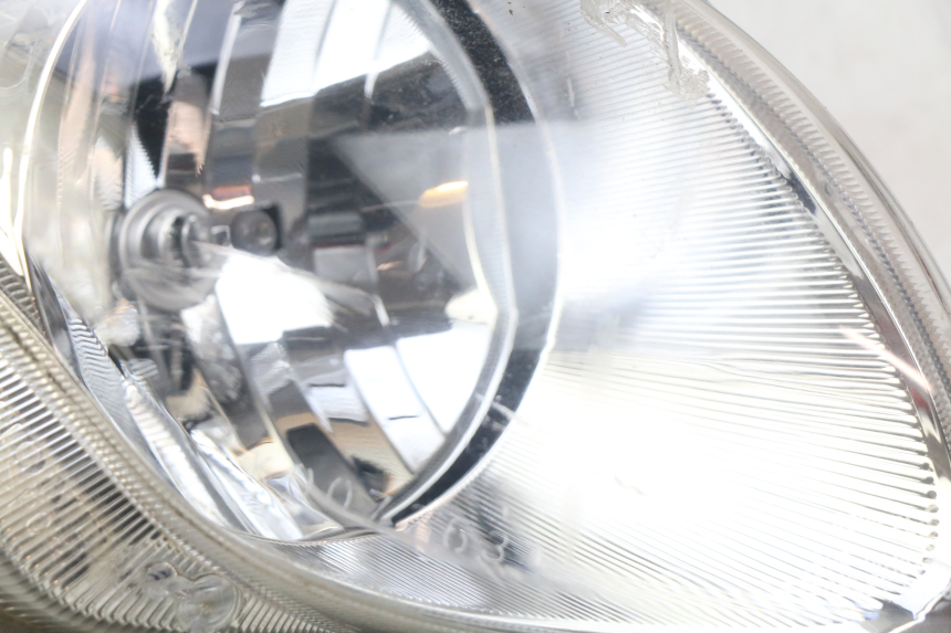 photo de RECHTS VOORKOPLAMP HONDA FJS SILVERWING SILVER WING 400 (2009 - 2016) - Bevestigingspunten