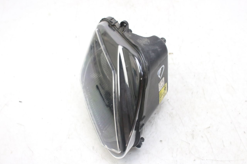 photo de RECHTS VOORKOPLAMP DERBI GPR 50 (2004 - 2009) - Zoom op gebruiksstaat