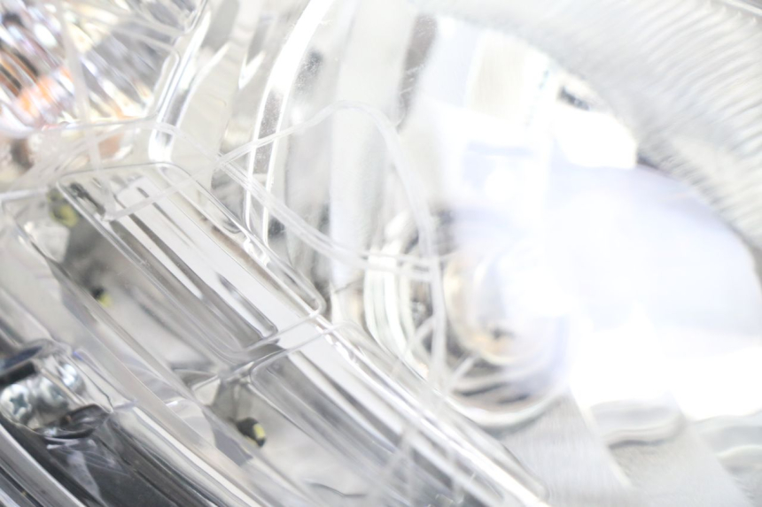 photo de RECHTS VOORKOPLAMP PEUGEOT SATELIS 125 (2013 - 2018) - Overzicht