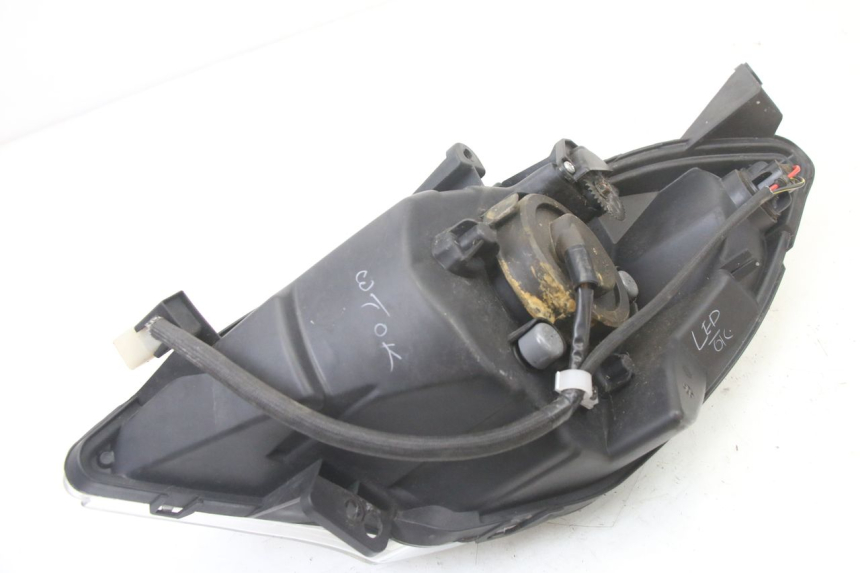 photo de RECHTS VOORKOPLAMP PEUGEOT SATELIS 125 (2013 - 2018) - Gecontroleerd onderdeel