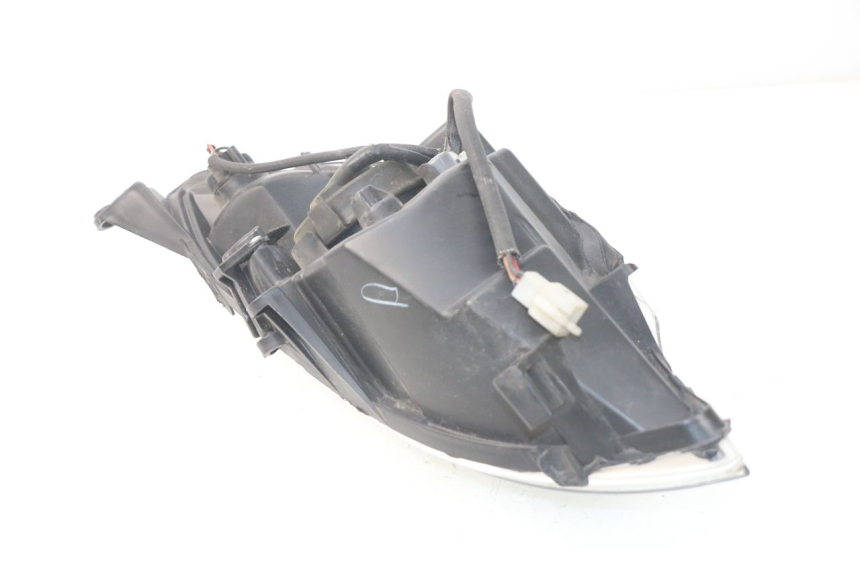 photo de RECHTS VOORKOPLAMP PEUGEOT SATELIS 300 (2012 - 2015) - Bevestigingspunten