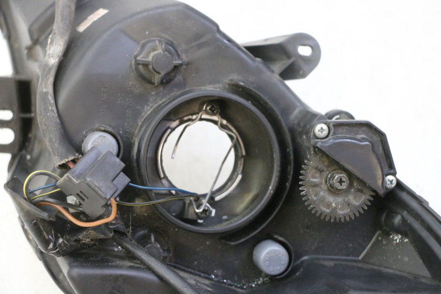 photo de RECHTS VOORKOPLAMP PEUGEOT SATELIS 125 (2013 - 2018) - Technische close-up