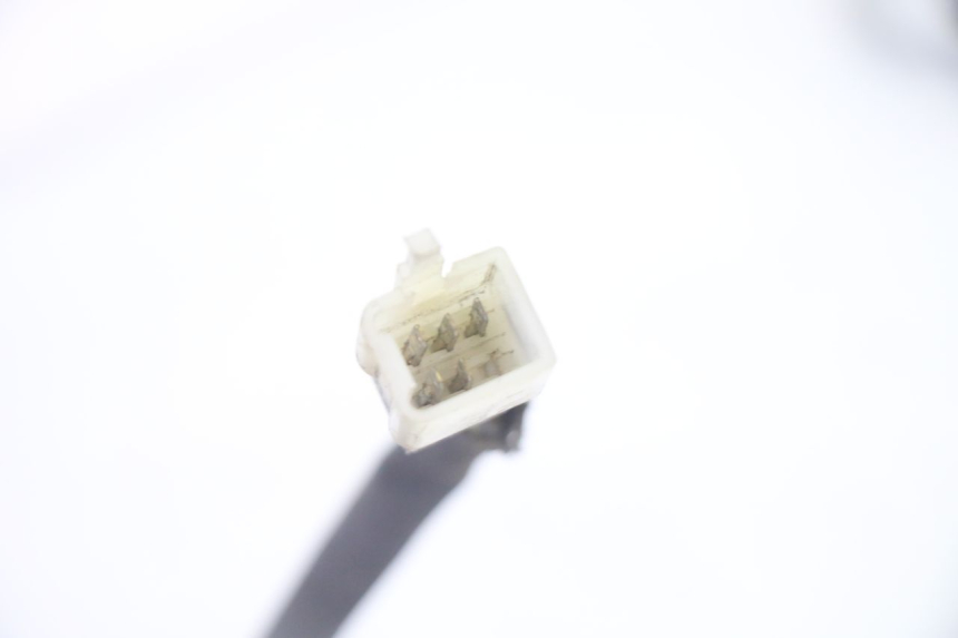 photo de RECHTS VOORKOPLAMP PEUGEOT SATELIS 125 (2010 - 2012) - Staat van het oppervlak