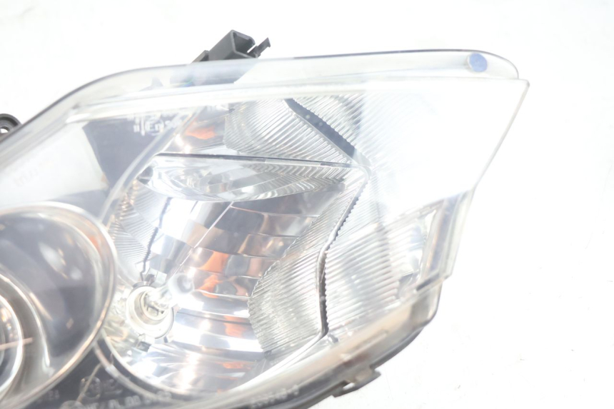 photo de RECHTS VOORKOPLAMP PEUGEOT SATELIS 125 (2006 - 2009) - Zoom op gebruiksstaat
