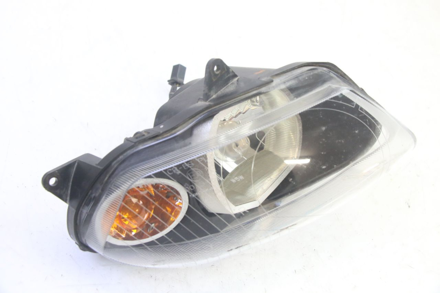 photo de RECHTS VOORKOPLAMP YAMAHA TZR 50 (2008 - 2016) - Detail van het onderdeel