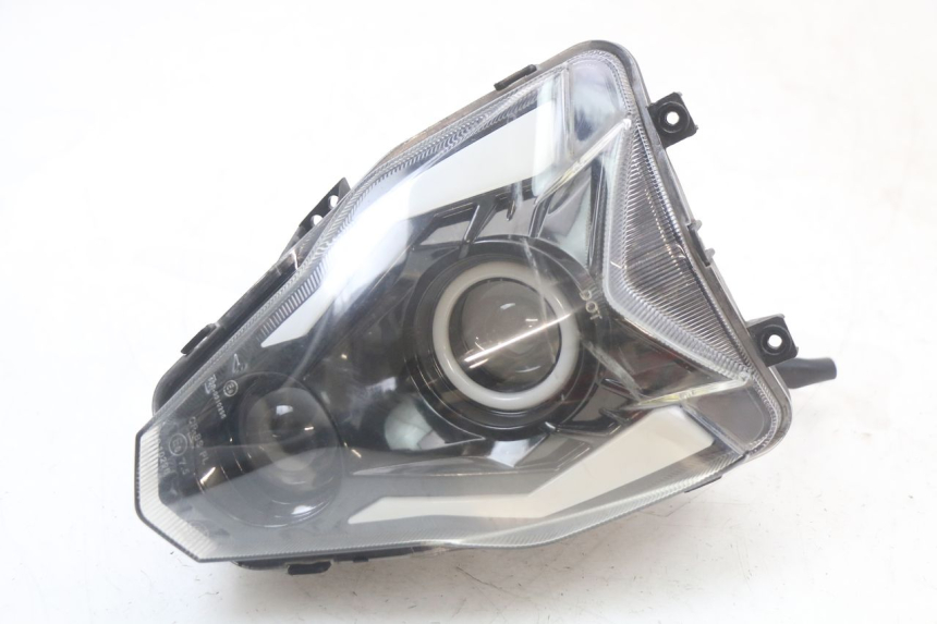 photo de VOORKOPLAMP EBROH BRAVO GLE 1 (2020 - 2024) - Hoofdaanzicht
