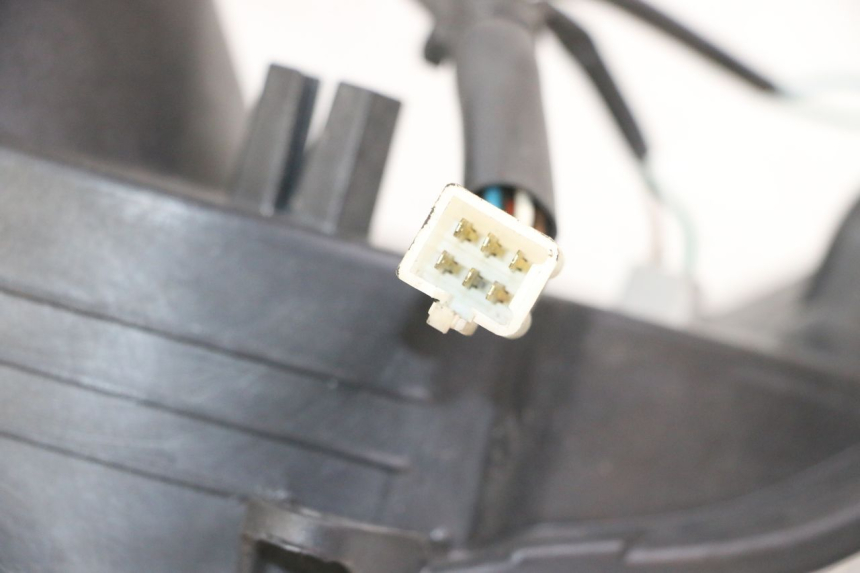 photo de VOORKOPLAMP PEUGEOT ELYSTAR 125 (2002 - 2007) - Detail van het onderdeel