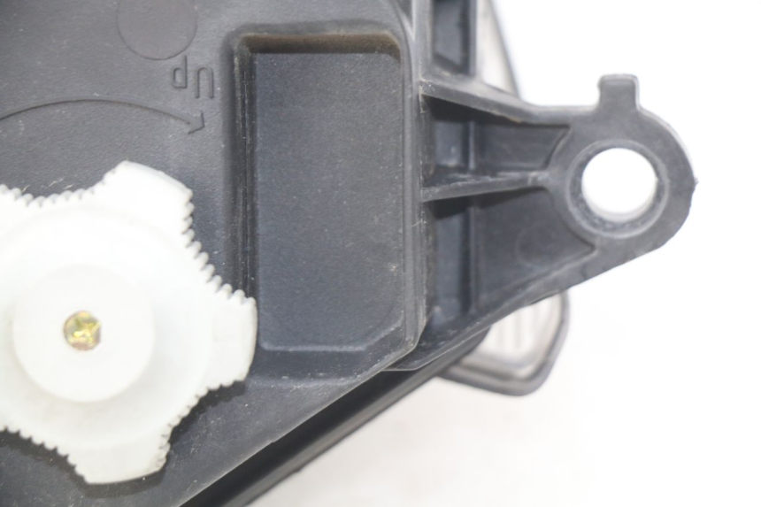 photo de VOORKOPLAMP HONDA FES PANTHEON 2T 125 (1998 - 2002) - Bevestigingspunten