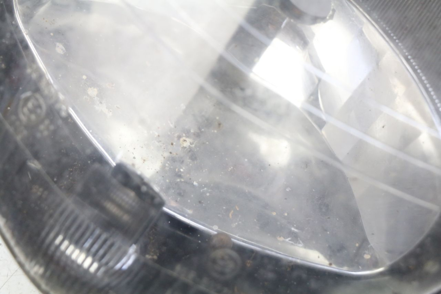 photo de VOORKOPLAMP HONDA FES PANTHEON 2T 125 (1998 - 2002) - Focus op structuur