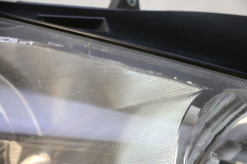 photo de VOORKOPLAMP HONDA FES PANTHEON 125 (2003 - 2007) - Bevestigingspunten