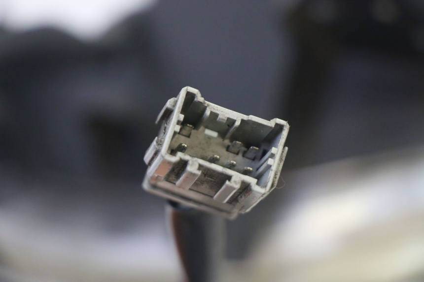 photo de VOORKOPLAMP HONDA FES S-WING SWING ABS 125 (2007 - 2015) - Staat van het oppervlak