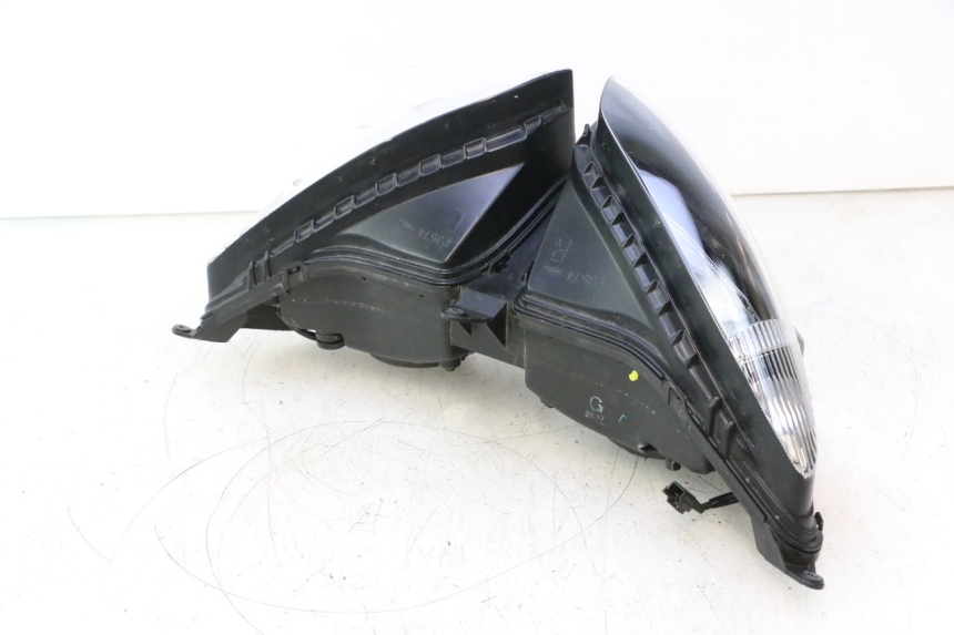 photo de VOORKOPLAMP YAMAHA FZ8 800 (2010 - 2016) - Aanvullende foto