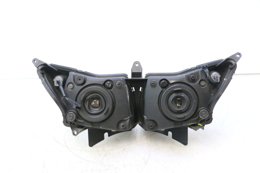photo de VOORKOPLAMP YAMAHA FZ8 800 (2010 - 2016) - Focus op structuur