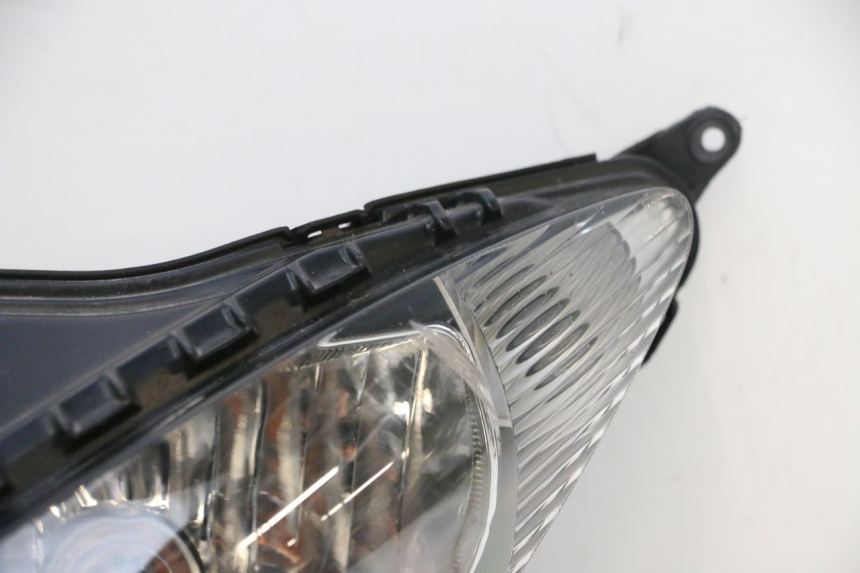 photo de VOORKOPLAMP YAMAHA FZ8 800 (2010 - 2016) - Technische close-up