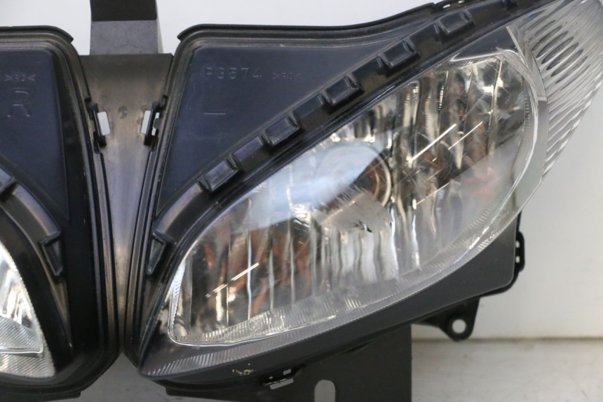 photo de VOORKOPLAMP YAMAHA FZ8 800 (2010 - 2016) - Overzicht