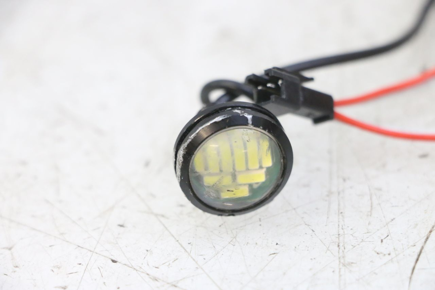 photo de LINKER VOORKOPLAMP DUALTRON AMINIA 1 - Andere kijkhoek