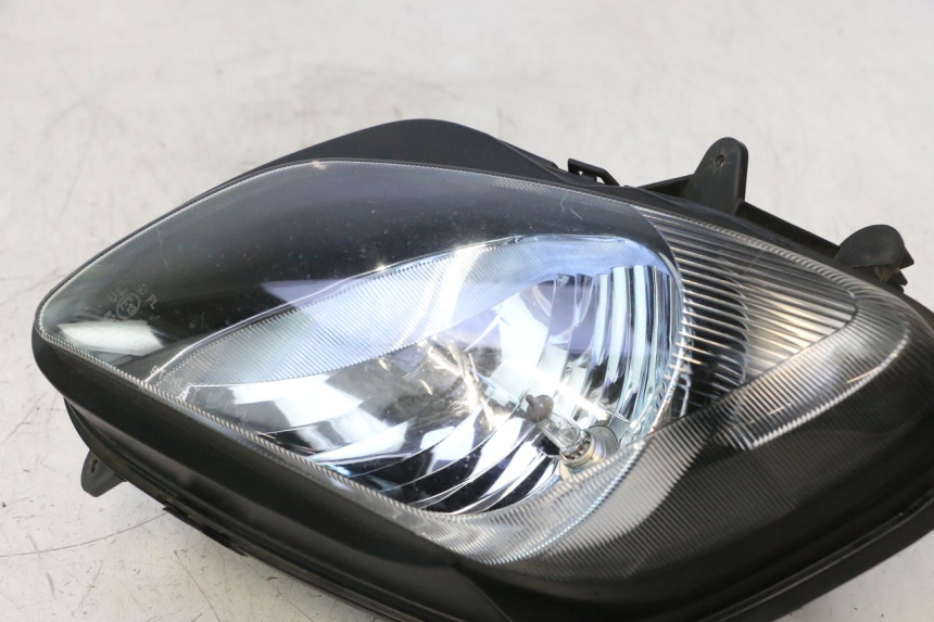photo de LINKER VOORLICHT SUZUKI BURGMAN EXECUTIVE ABS 650 (2006 - 2012) - Andere kijkhoek