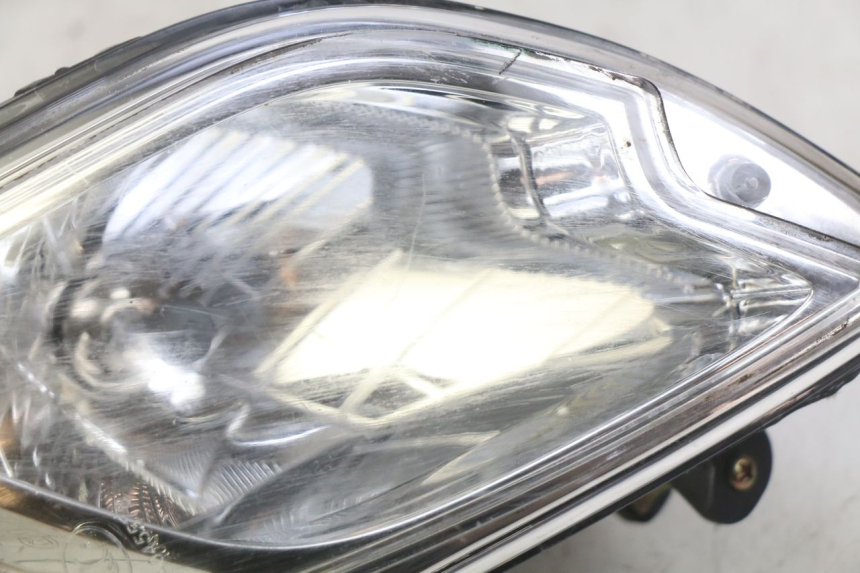 photo de LINKER VOORKOPLAMP PEUGEOT CITYSTAR 2T 50 (2018 - 2021) - Detail van het onderdeel
