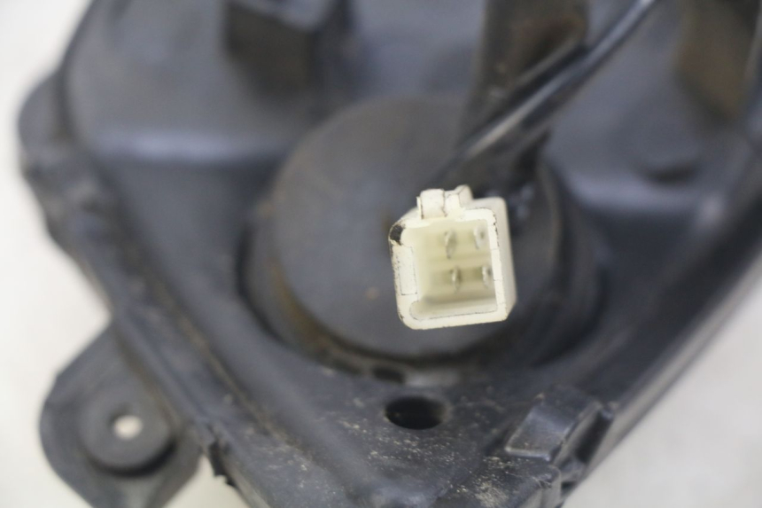 photo de LINKER VOORKOPLAMP PEUGEOT CITYSTAR 2T 50 (2018 - 2021) - Technische close-up