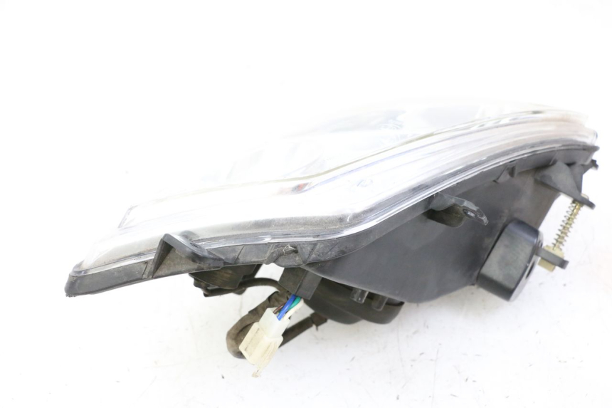 photo de LINKER VOORKOPLAMP PEUGEOT CITYSTAR 50 (2013 - 2017) - Kenmerkende details