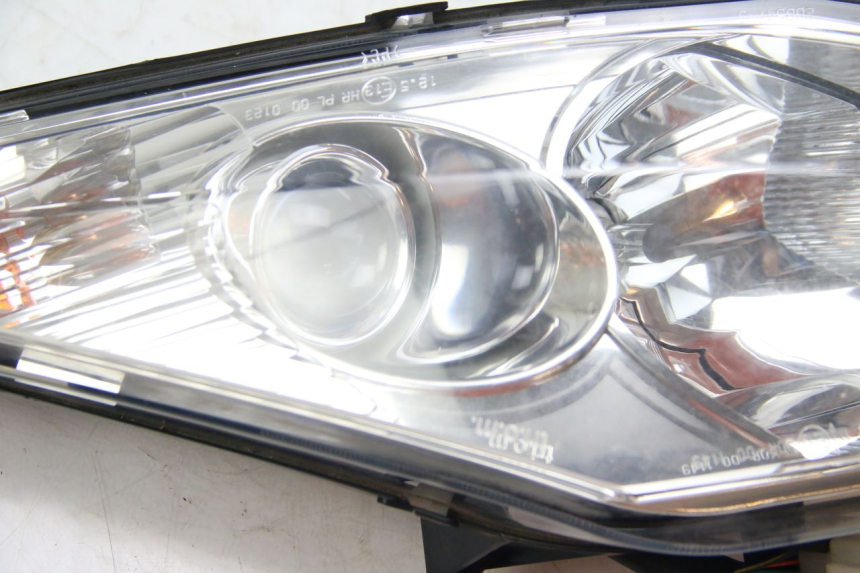 photo de LINKER VOORKOPLAMP PEUGEOT SATELIS 125 (2006 - 2009) - Andere kijkhoek