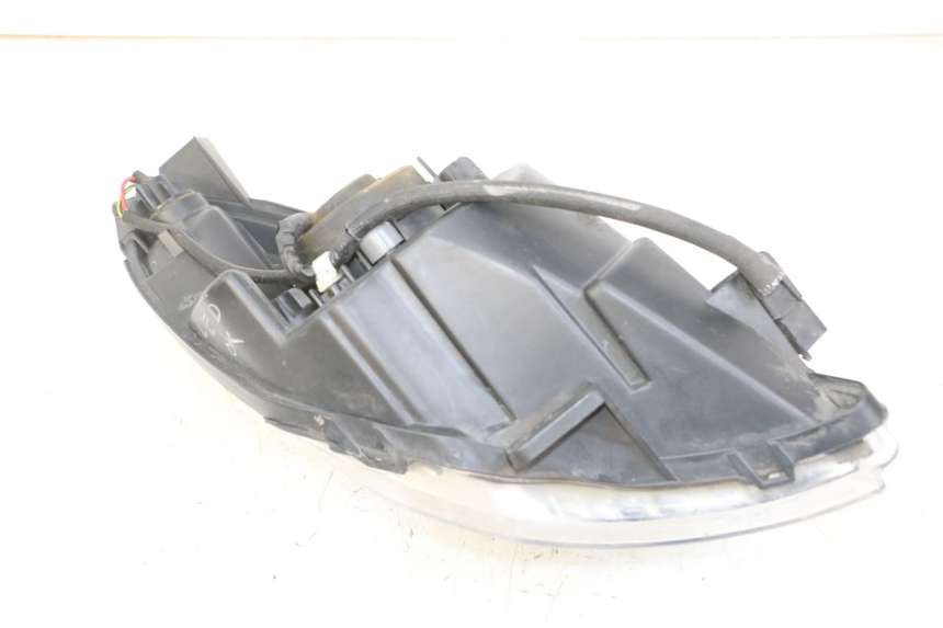 photo de LINKER VOORKOPLAMP PEUGEOT SATELIS 125 (2013 - 2018) - Zoom op gebruiksstaat