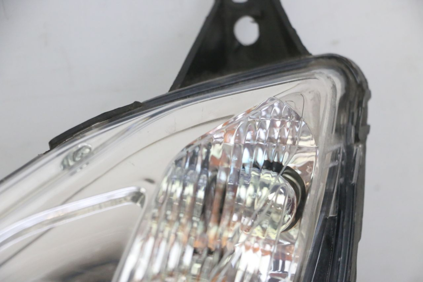 photo de LINKER VOORKOPLAMP PEUGEOT SATELIS 125 (2013 - 2018) - Gecontroleerd onderdeel