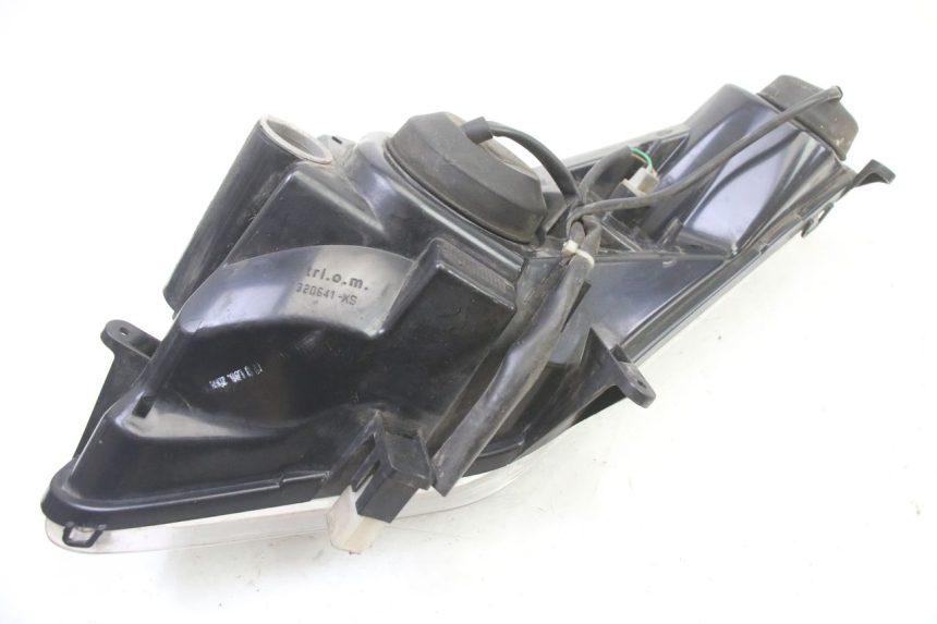 photo de LINKER VOORKOPLAMP PEUGEOT SATELIS 250 (2006 - 2012) - Bevestigingspunten