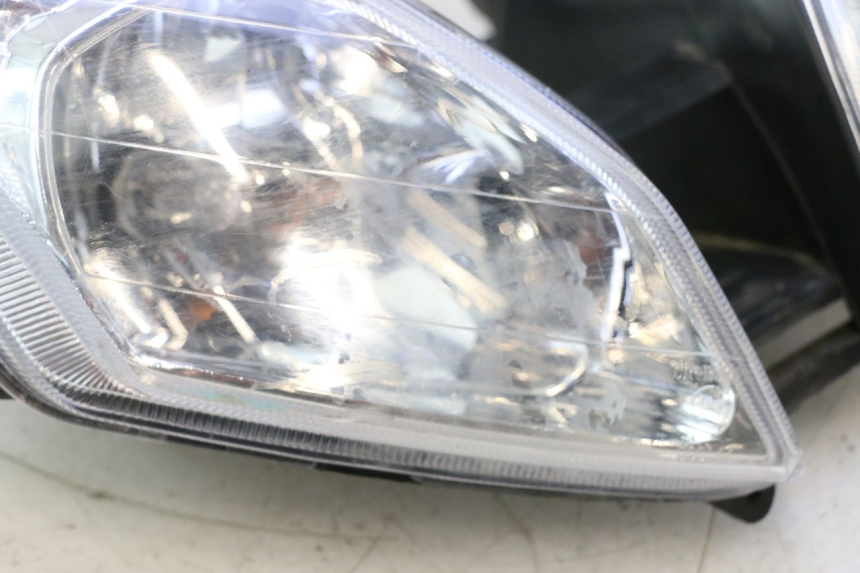photo de VOORKNIPPERLICHT VASTRO GP 2T 50 (2013 - 2017) - Markeringen en referenties