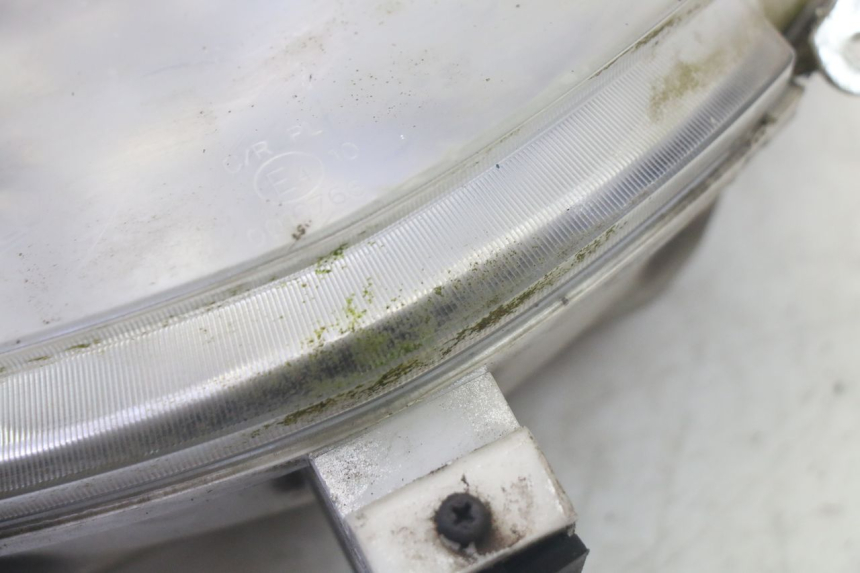 photo de VOORKOPLAMP KYMCO GRAND DINK 125 (2008 - 2014) - Bevestigingspunten