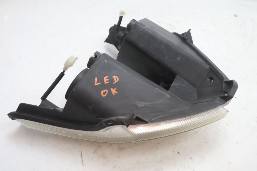 photo de VOORKOPLAMP TNT MOTOR GRIDO 2T 50 (2010 - 2019) - Technische close-up