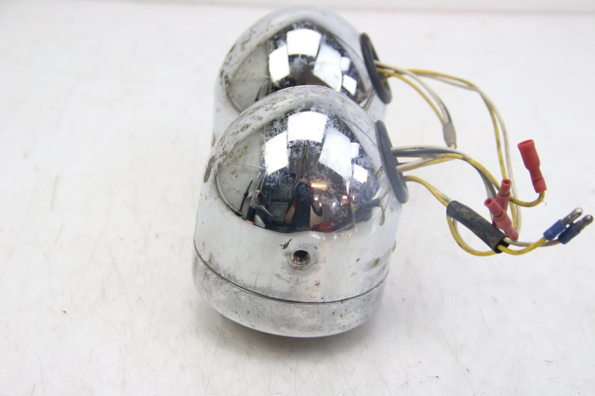 photo de VOORKOPLAMP SUZUKI GSX-F GSX  F 1100 (1988 - 1994) - Zoom op gebruiksstaat