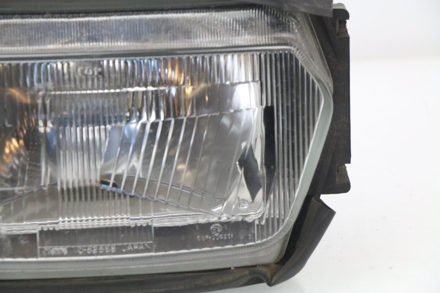 photo de VOORKOPLAMP SUZUKI GSXF GSX F 600 (1988 - 1997) - Markeringen en referenties