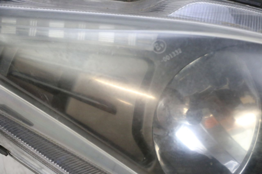 photo de VOORKOPLAMP JM MOTORS GTS 125 (2015 - 2019) - Alternatieve hoek