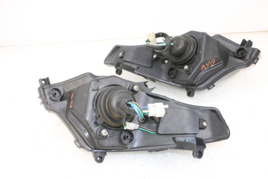 photo de VOORKOPLAMP JM MOTORS GTS 125 (2015 - 2019) - Technische close-up