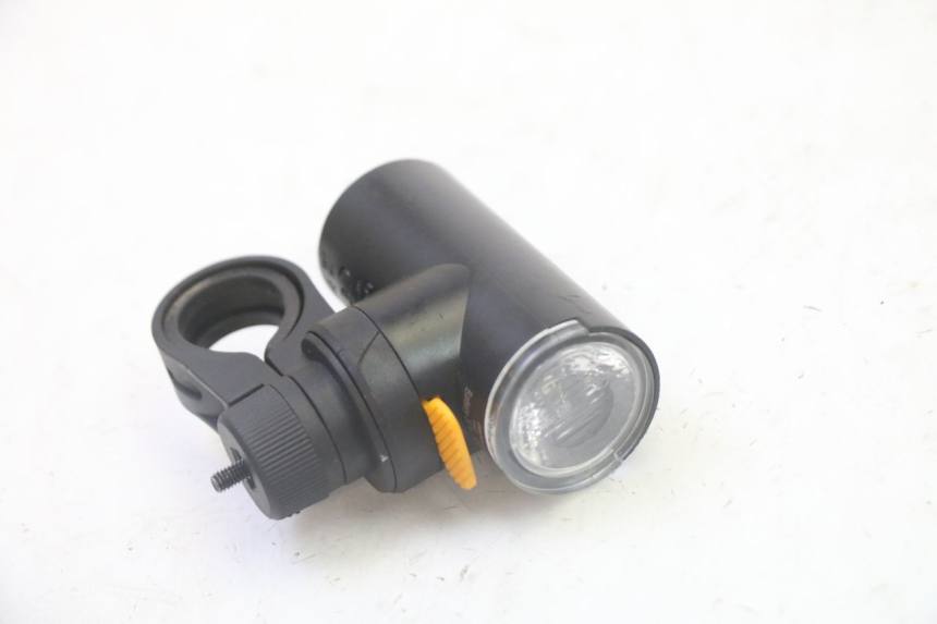 photo de VOORKOPLAMP HITWAY H5 1 - Andere kijkhoek