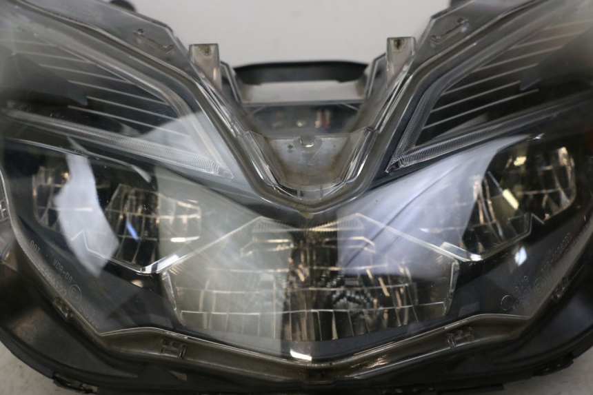 photo de VOORKOPLAMP HONDA FORZA 125 (2021 - 2025) - Overzicht