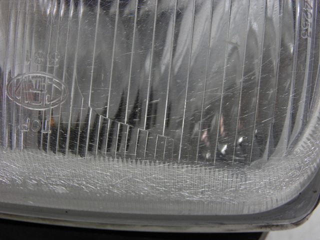 photo de VOORLICHT HONDA NH VISION 50 (1985 - 1994) - Bevestigingspunten