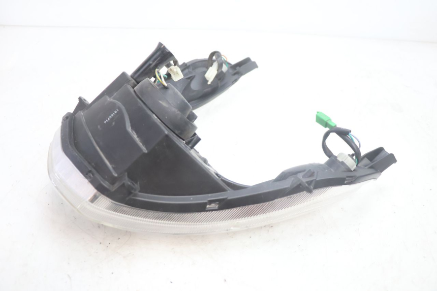 photo de VOORKOPLAMP PEUGEOT KISBEE 2T 50 (2010 - 2017) - Staat van het oppervlak