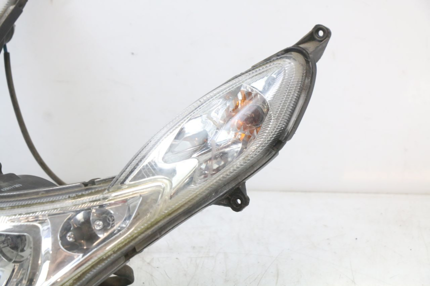 photo de VOORKOPLAMP PEUGEOT KISBEE 4T 50 (2010 - 2017) - Bevestigingspunten
