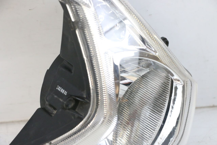 photo de VOORKOPLAMP PEUGEOT KISBEE 4T 50 (2010 - 2017) - Zoom op kwaliteit