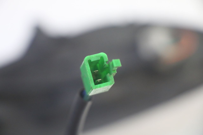 photo de VOORKOPLAMP PEUGEOT KISBEE 4T 50 (2018 - 2022) - Kenmerkende details