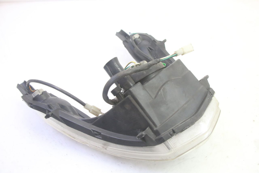 photo de VOORKOPLAMP PEUGEOT KISBEE 4T 50 (2010 - 2017) - Staat van het oppervlak