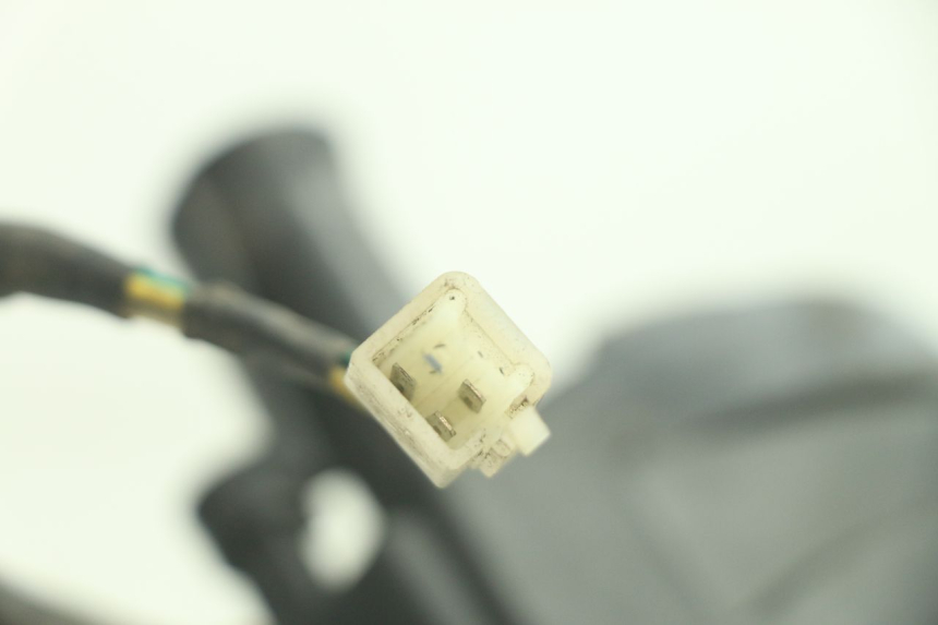 photo de VOORKOPLAMP PEUGEOT KISBEE 4T 50 (2018 - 2022) - Staat van het oppervlak