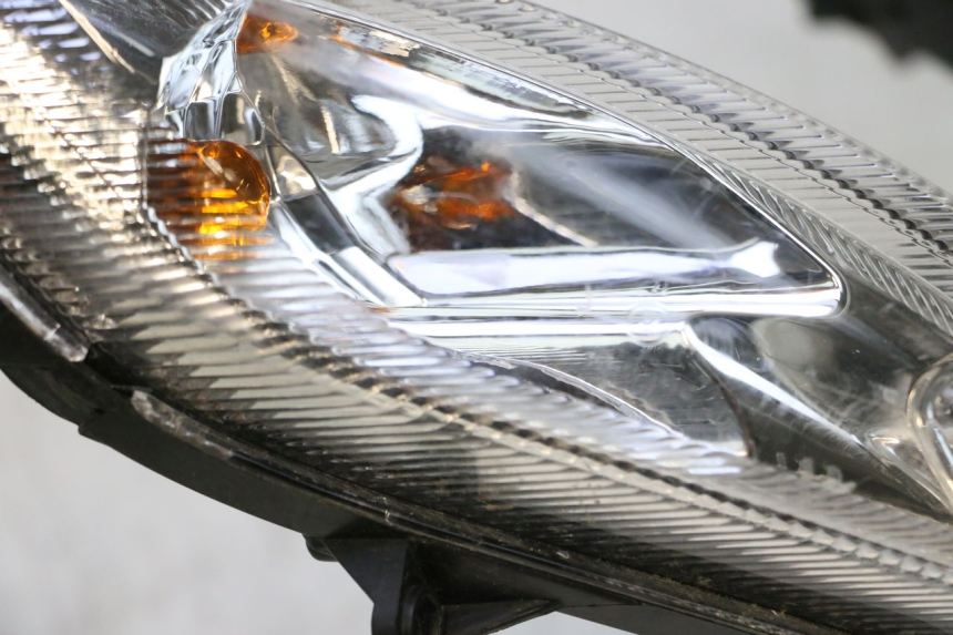 photo de VOORKOPLAMP PEUGEOT KISBEE 4T 50 (2018 - 2022) - Detailaanzicht