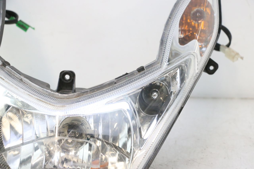 photo de VOORKOPLAMP PEUGEOT KISBEE 4T 50 (2010 - 2017) - Visuele inspectie